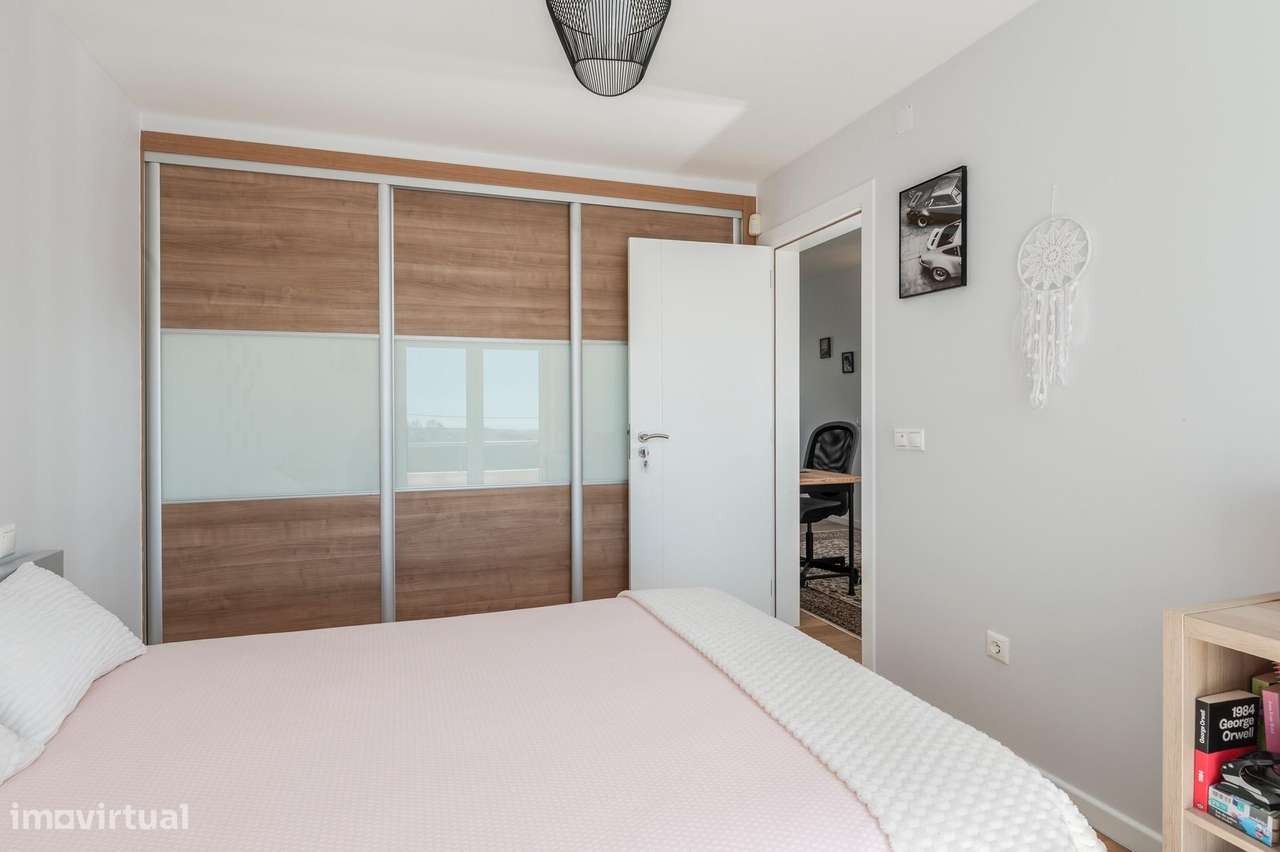 Moradia T3 com Jardim e Garagem | Construída em 2011 | São Pedro...-41