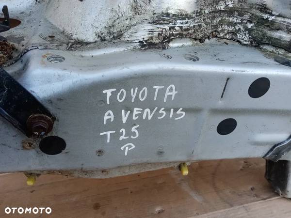 Ćwiartka podłużnica prawa przednia prawy przód Toyota Avensis T25 - 5