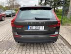 Volvo XC 60 B4 B Momentum - 10