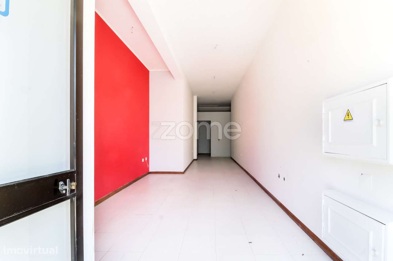 Loja no centro de Penafiel com rentabilidade - Investimento - Grande imagem: 3/15