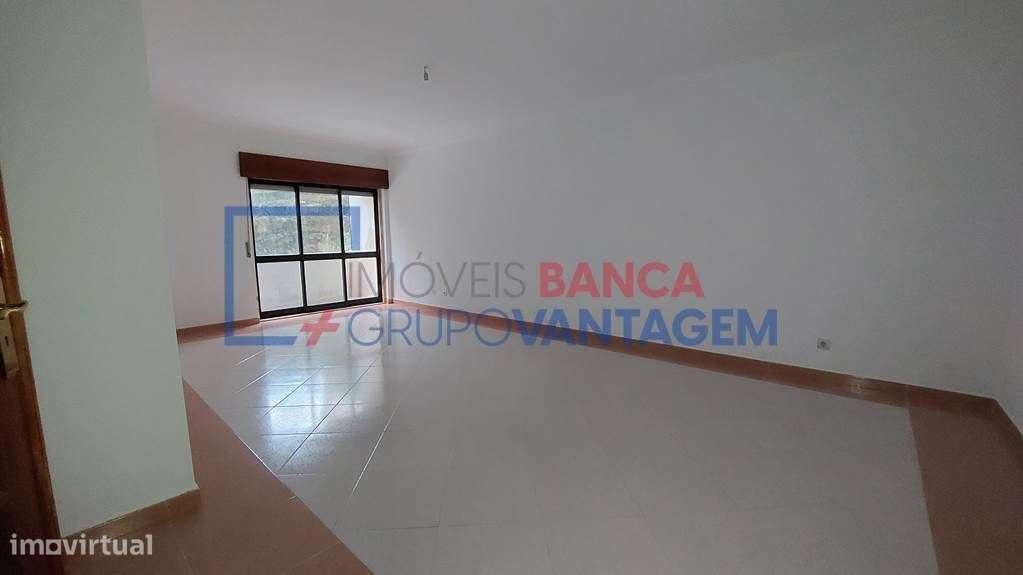 T2 Algueirão-Mem Martins (Sintra) - Grande imagem: 4/20