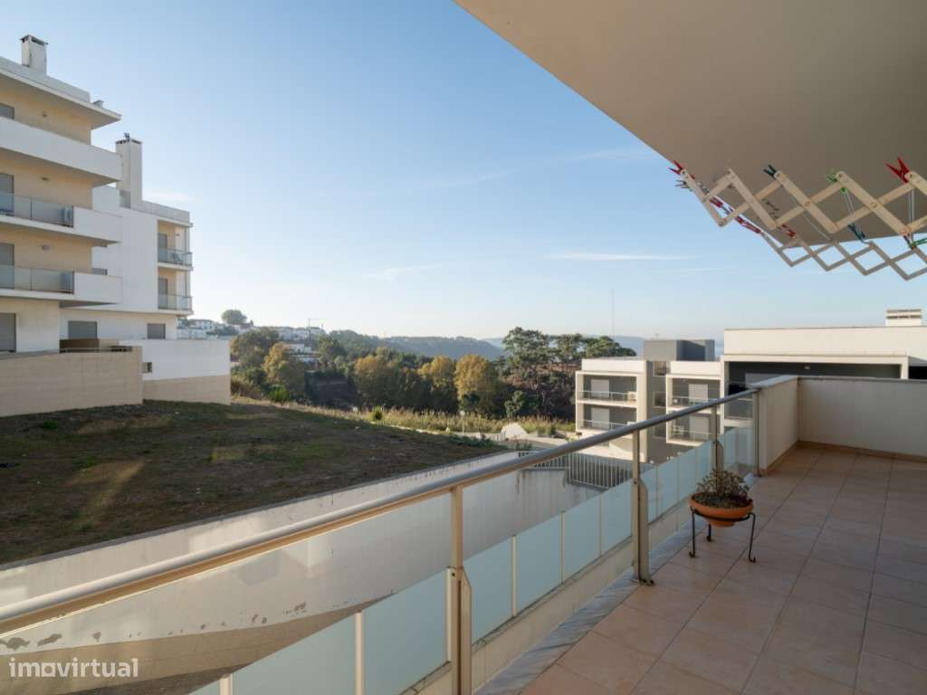 Apartamento T3 de excelentes àreas numa zona residencial calma da N...-2