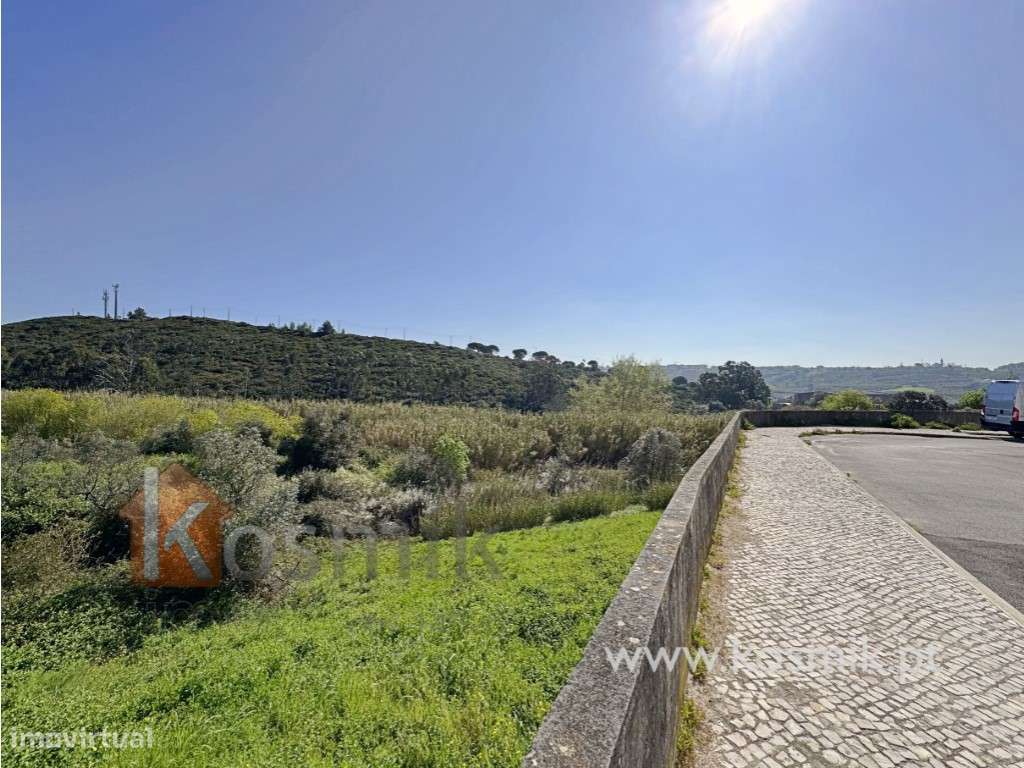 T2 ODIVELAS . PAIÃ :: SEMINOVO : Equipado : Garagem : Arrecadação-56