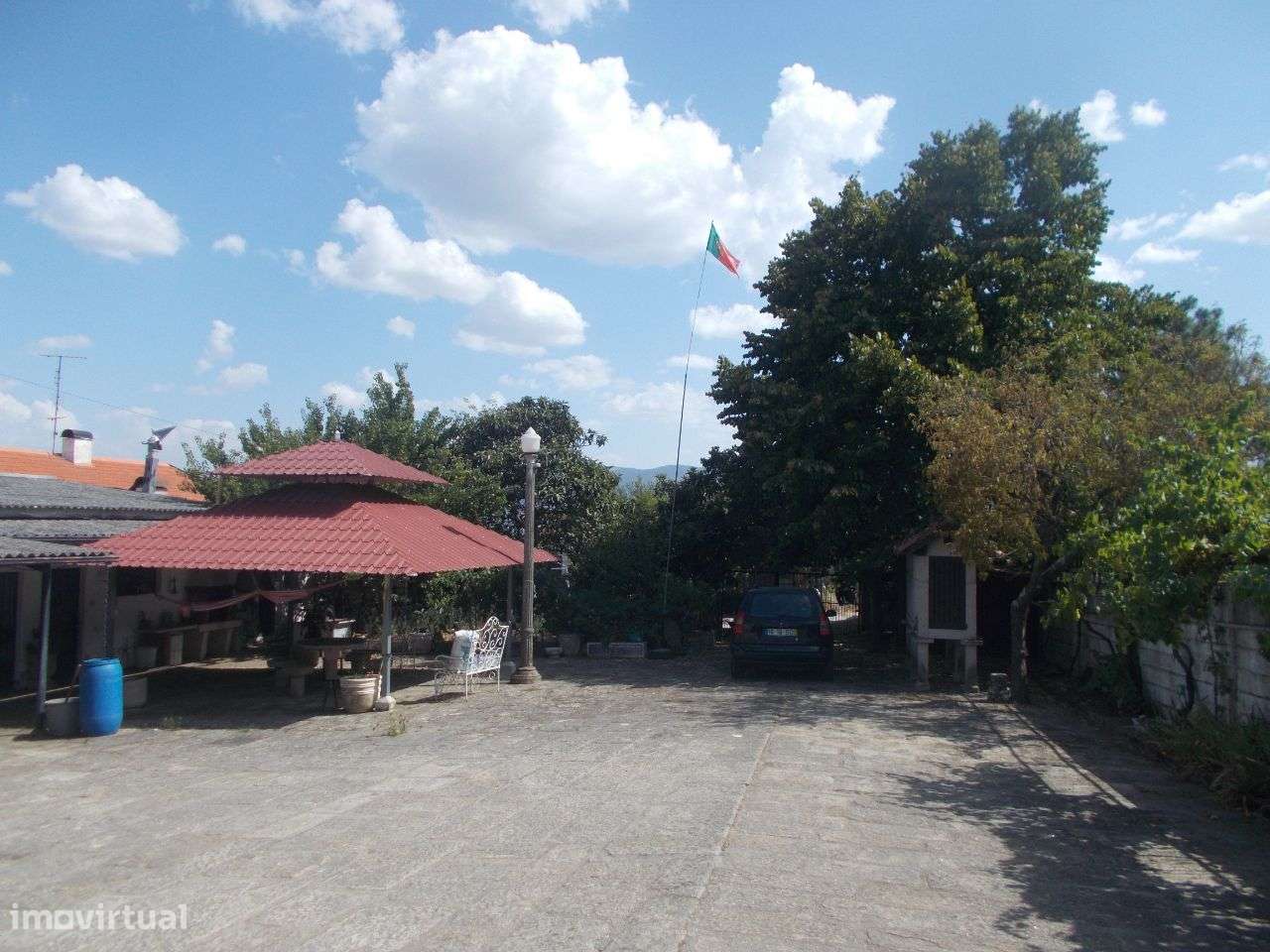 Chaves Moradia e Terreno 5 minutos Centro Cidade-6