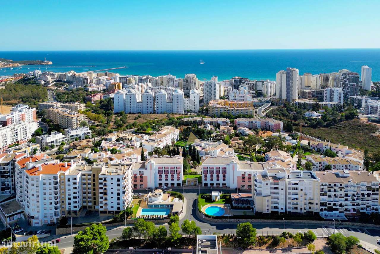 Apartamento T0+1 à venda na Vila Rosa - Portimão - Grande imagem: 3/41