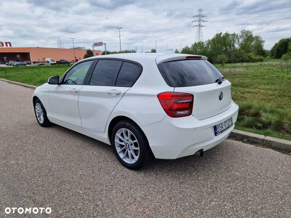 BMW Seria 1 114i - 6