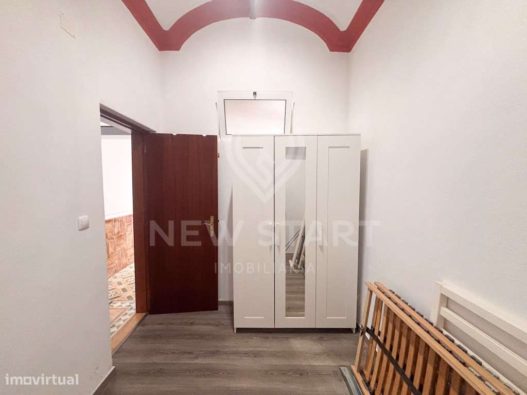 Moradia T1 tradicional remodelada na baixa de Olhão-8
