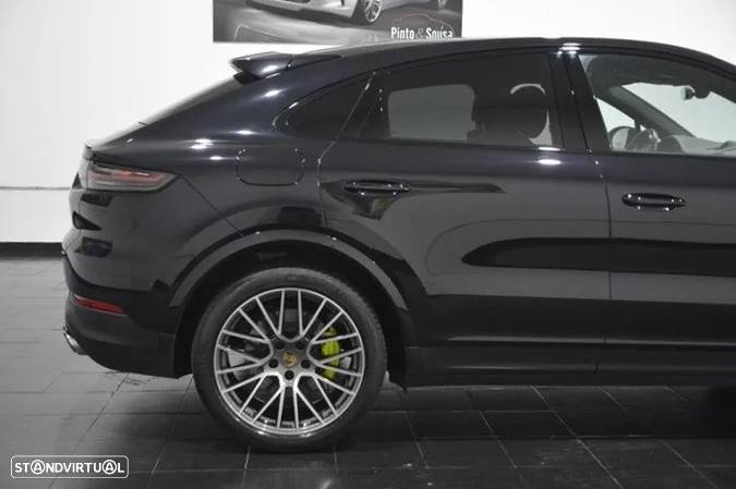 Porsche Cayenne Coupé E-Hybrid - 46