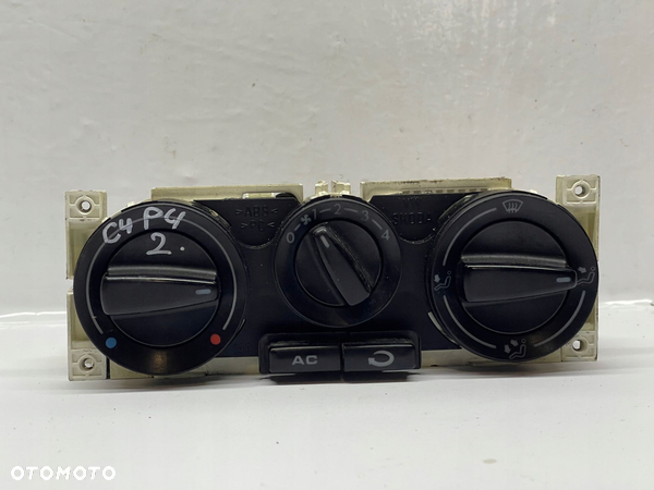 VW Passat B5 Bora 1J0820045 Air Condition Switch - 1