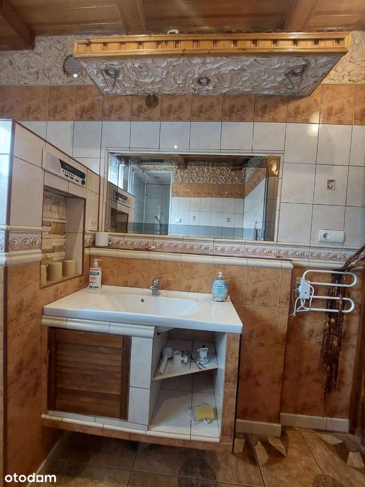 Wolnostojący dom w centrum miasta!-6