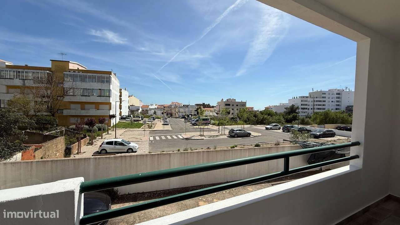 Apartamento T1 Espaçoso em Loulé – Conforto e Localização Privilegiada - Grande imagem: 2/23
