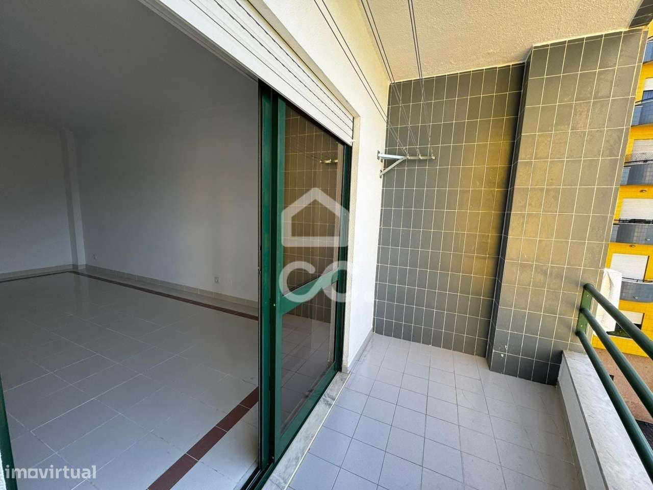 Apartamento T3 com Varanda e Arrecadação em Feijó-10