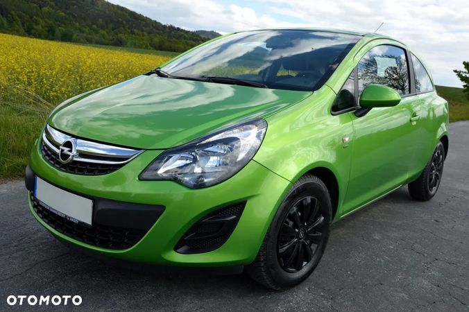 Opel Corsa 1.2 16V Essentia - 1