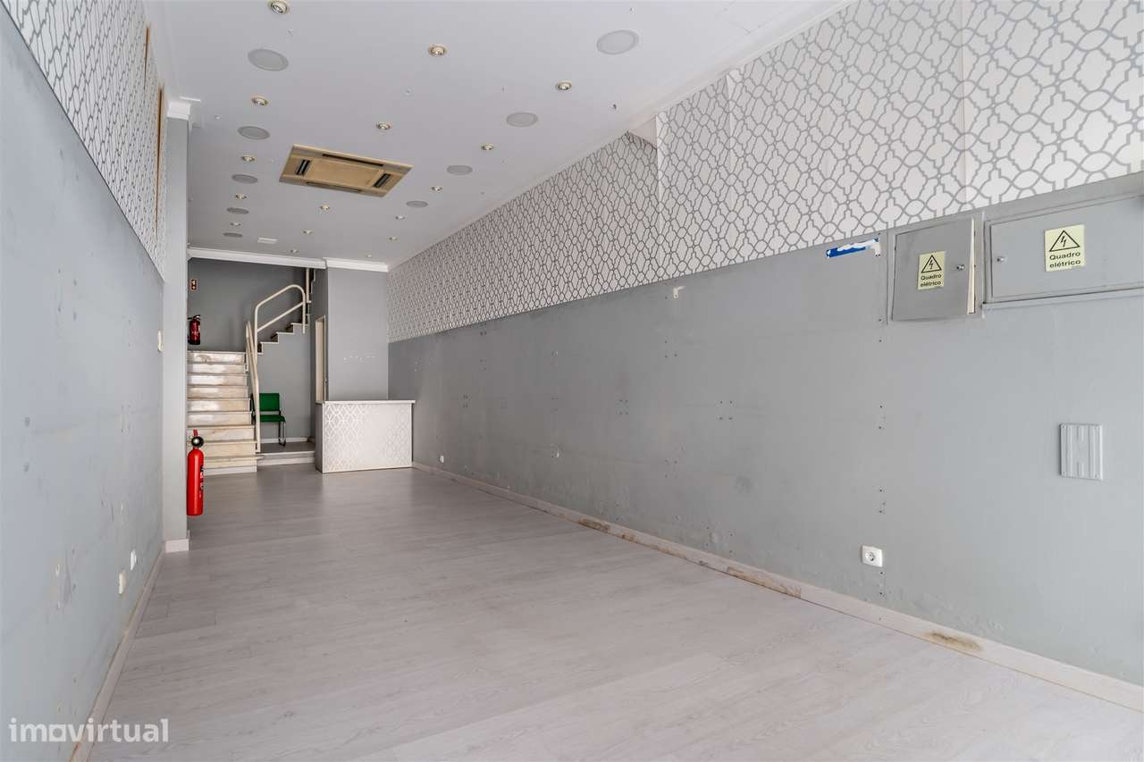 Loja no centro de Portimão - Grande imagem: 2/21