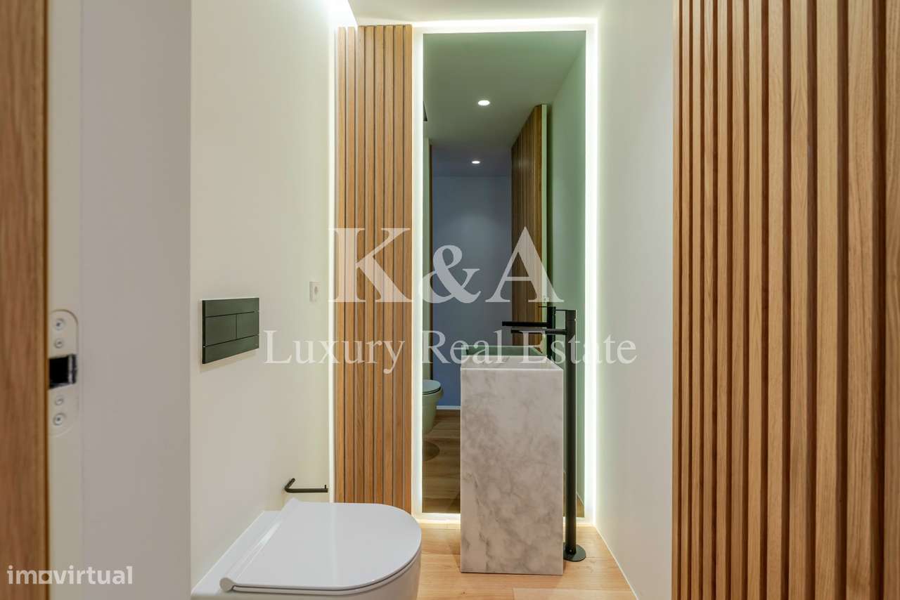 Penthouse T4+1 na Foz com piscina e Vista Mar-24