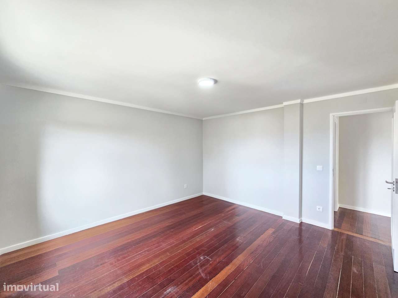 Moradia 5 quartos-15