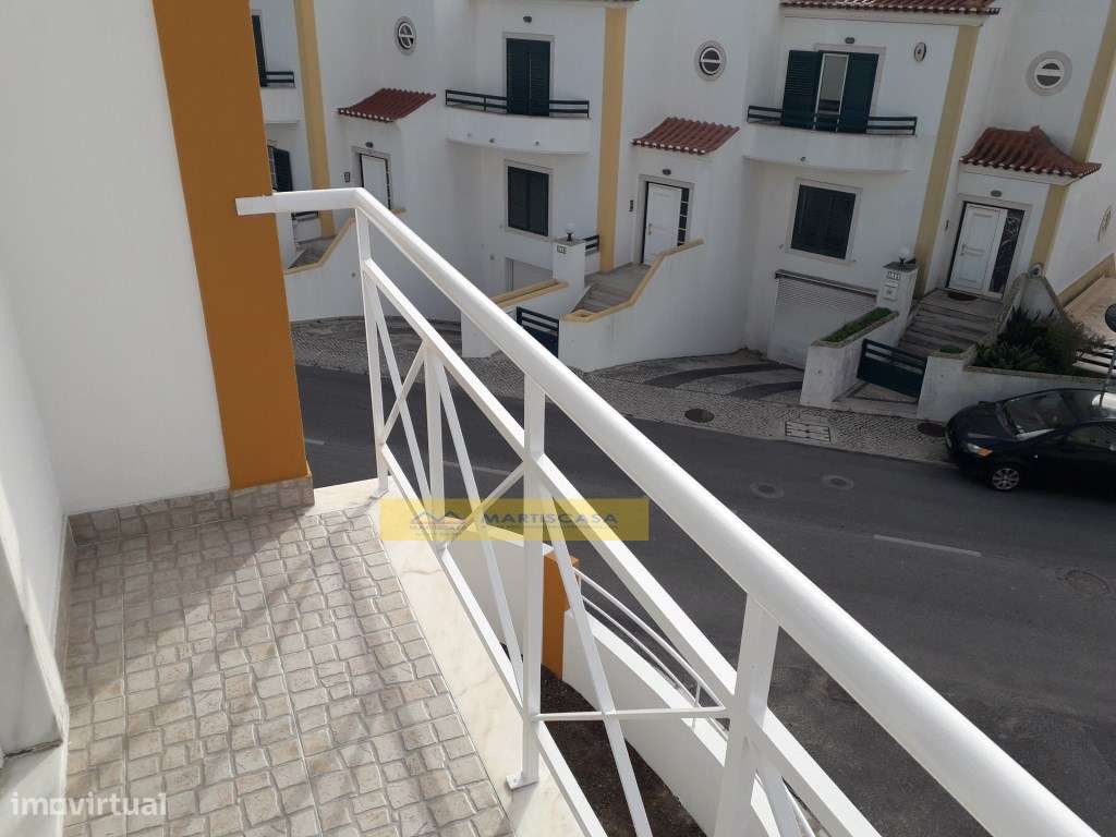 Moradia T3+1 Centro Ericeira/VISTA MAR - OFERTA ESCRITURA E REGISTOS-46
