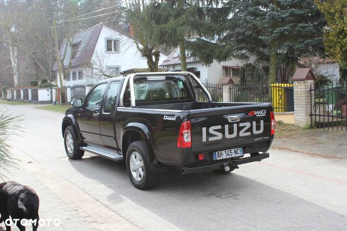 Isuzu D-Max 3.0d EC LS - 8