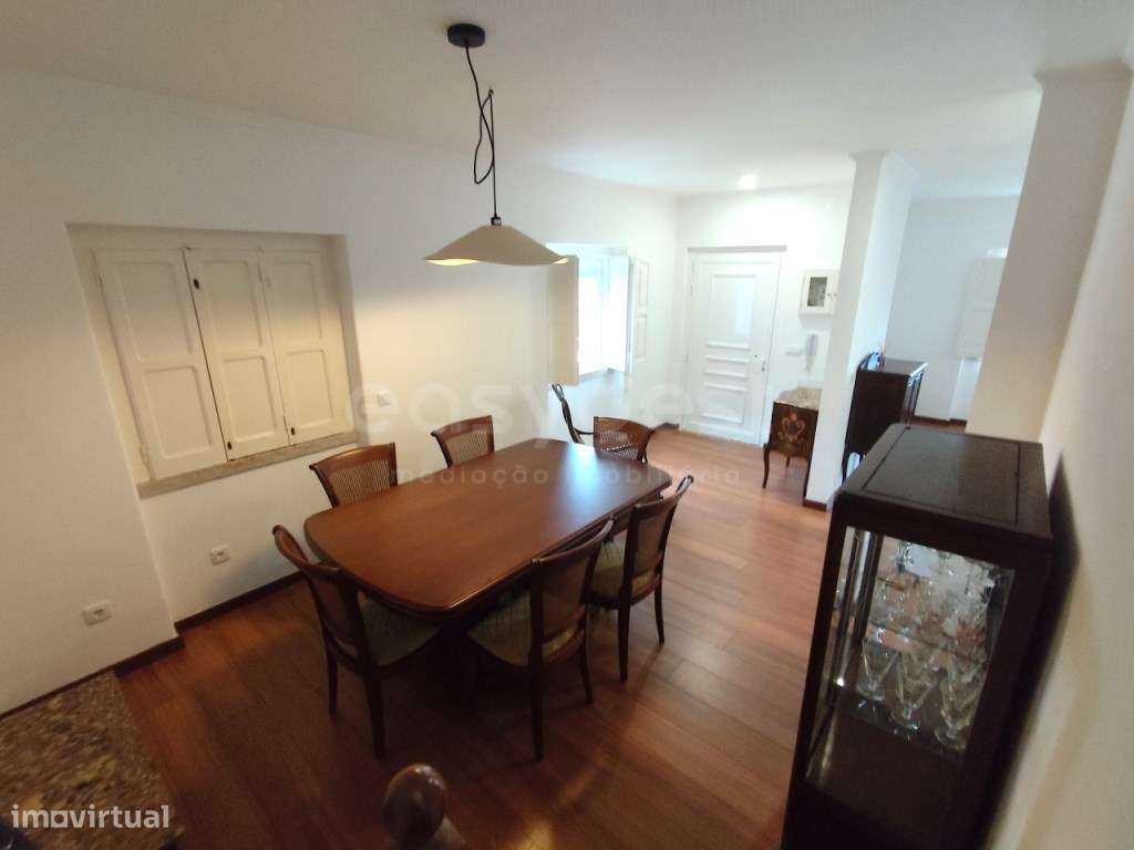 Moradia T2 em dois pisos com churrasqueira - Grande imagem: 5/29