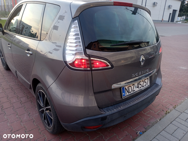 Renault Scenic ENERGY TCe 115 Bose Edition - 8