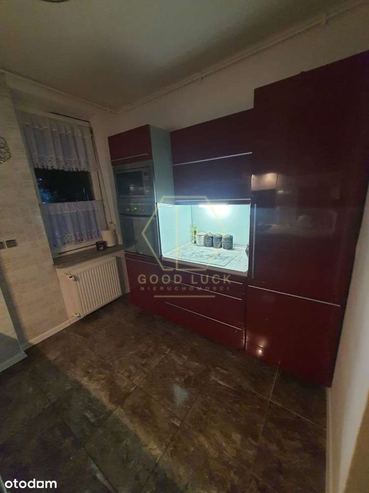 Sprzedam umeblowane mieszkanie z tarasem3pokoje72m-8