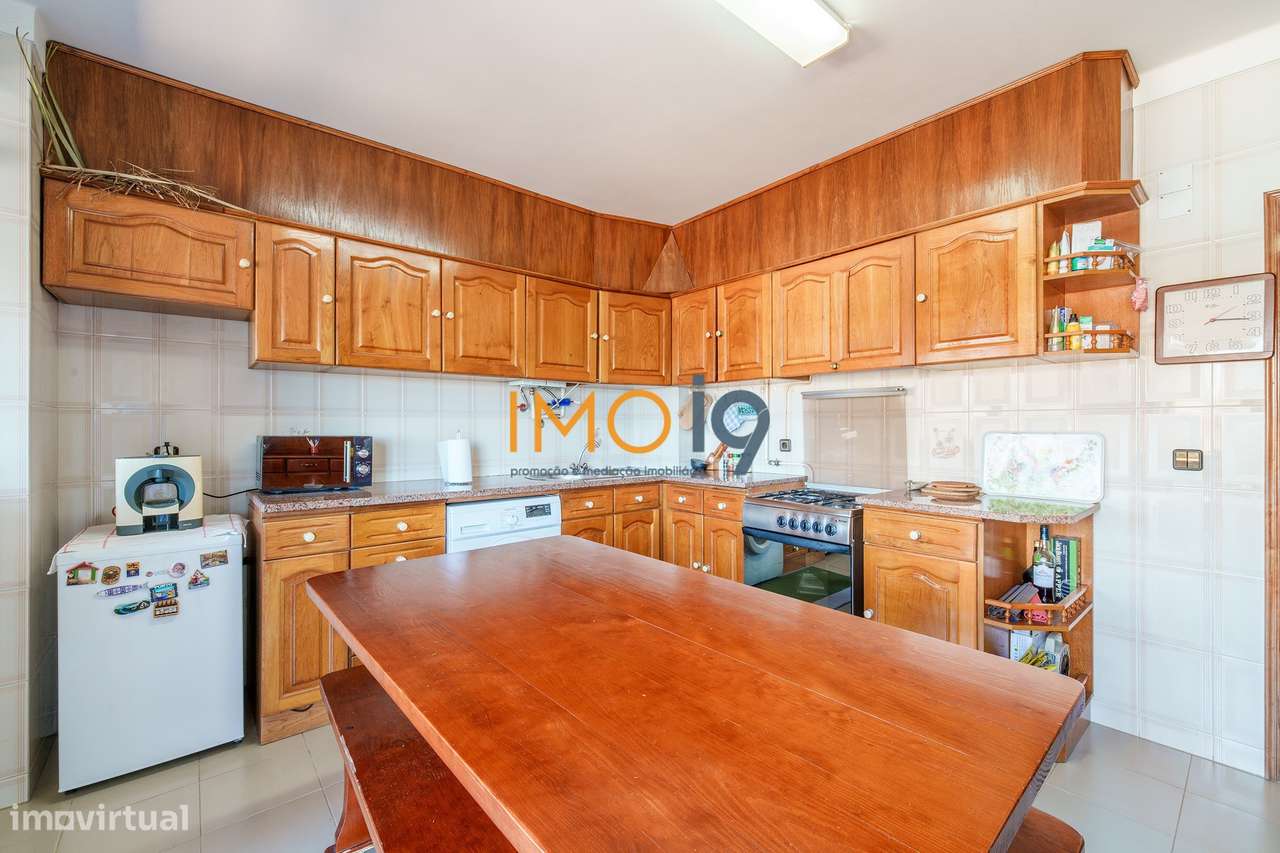 Apartamento T3 com vista para o Santuário - Fátima-8