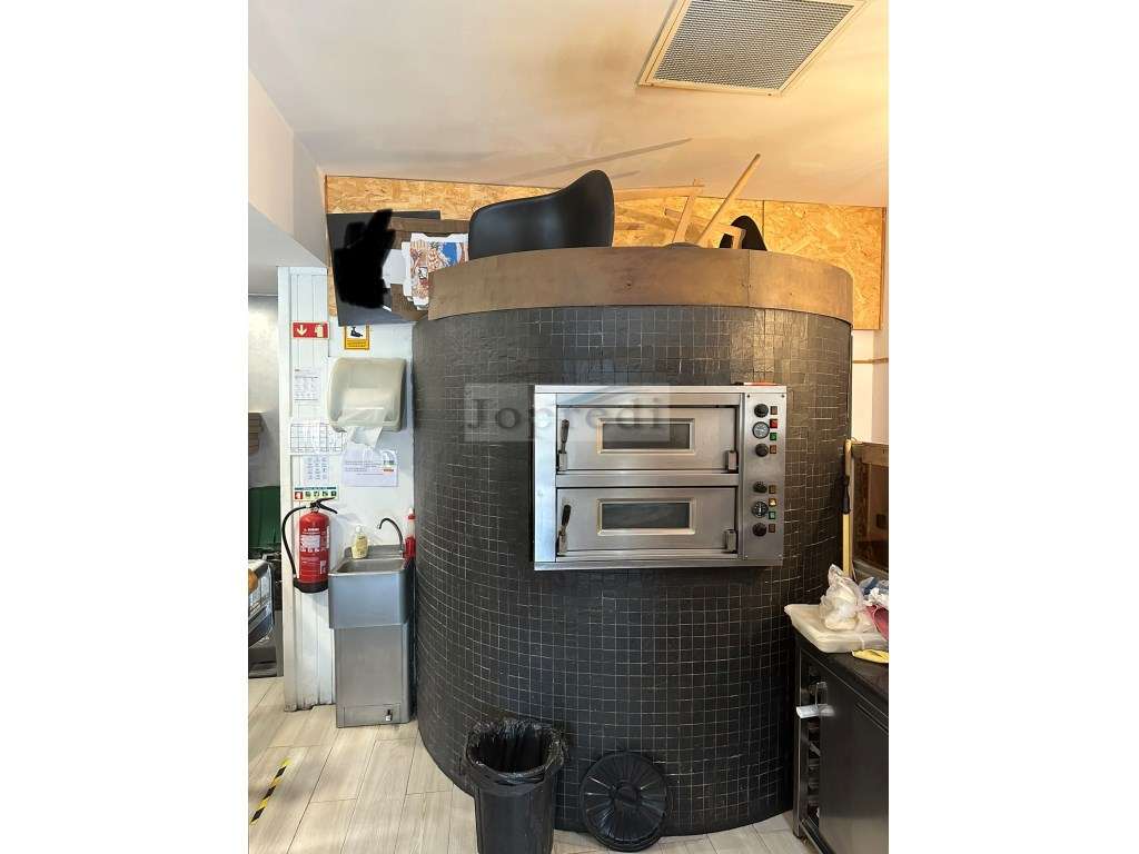 Restaurante/Pizzaria em Carcavelos-6