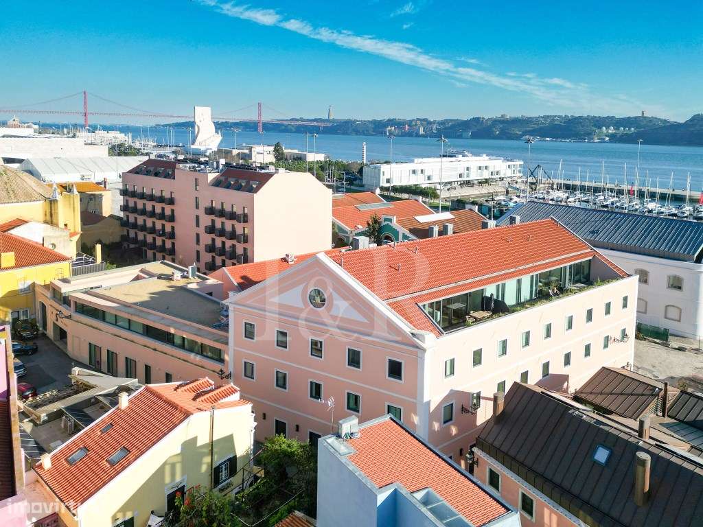 Apartamento T4 duplex com dois terraços e piscina em Belém-42