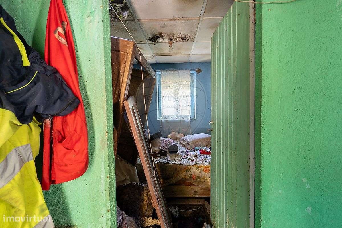 Moradia T4 para venda-24