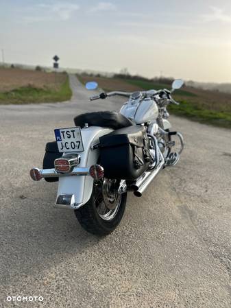 Harley-Davidson Softail Heritage Classic - 19