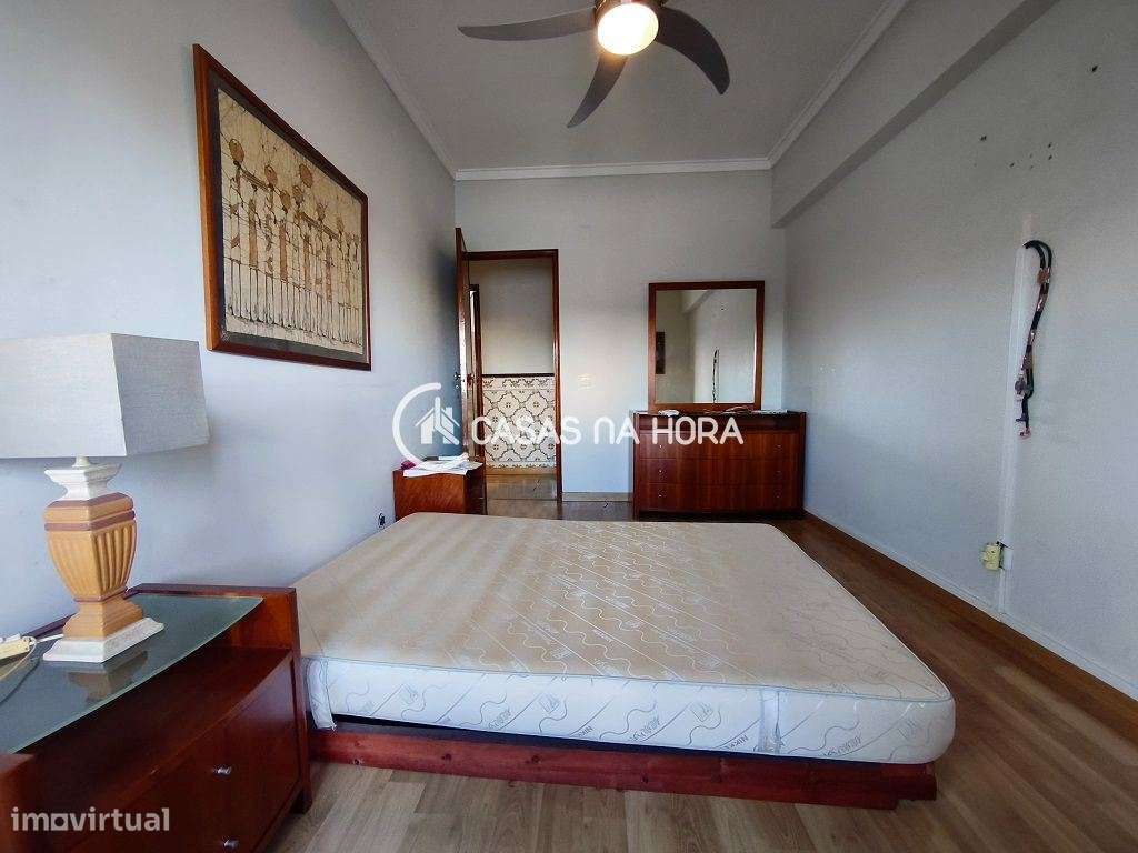 Apartamento T2  A 5 minutos do Metro Odivelas - Odivelas-24