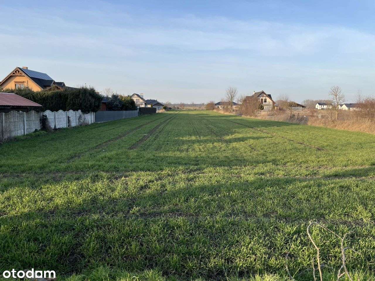 Na sprzedaż atrakcyjne działki budowlane od 749 --2