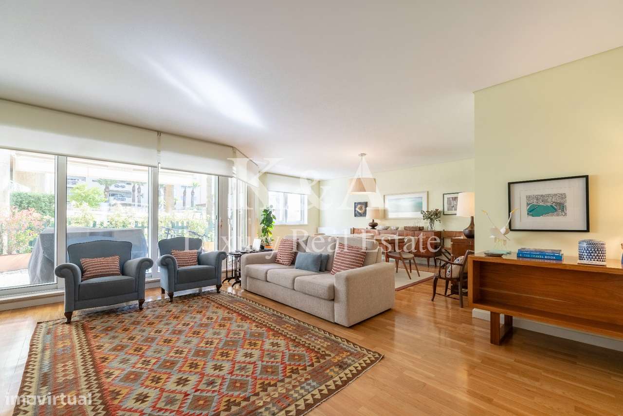 Apartamento T4+1 Venda em Aldoar, Foz do Douro e Nevogilde,Porto - Grande imagem: 2/10