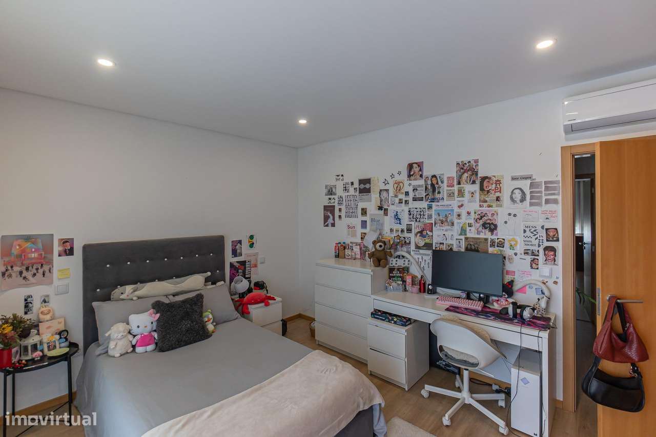 Moradia T3 em Lousada | Terraço e Garagem-5