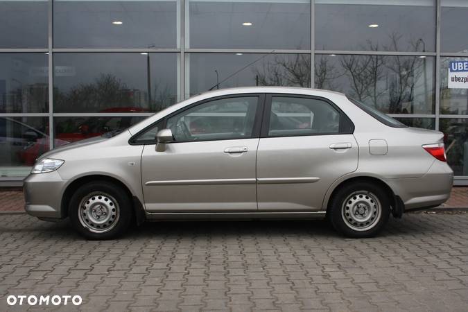 Honda City 1.4 Comfort - 4