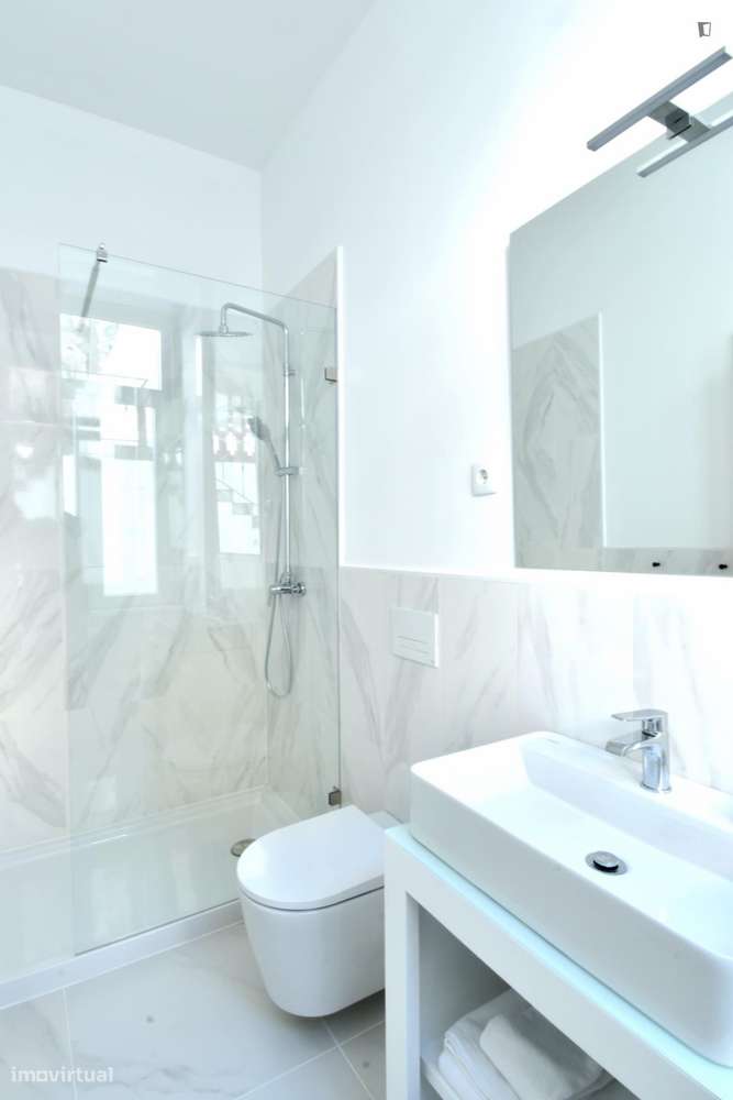 Estúdio - localizado em Montes Claros Coimbra - Grande imagem: 5/7