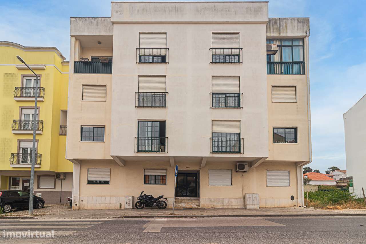 Apartamento num Primeiro Andar na Quinta do Conde-26