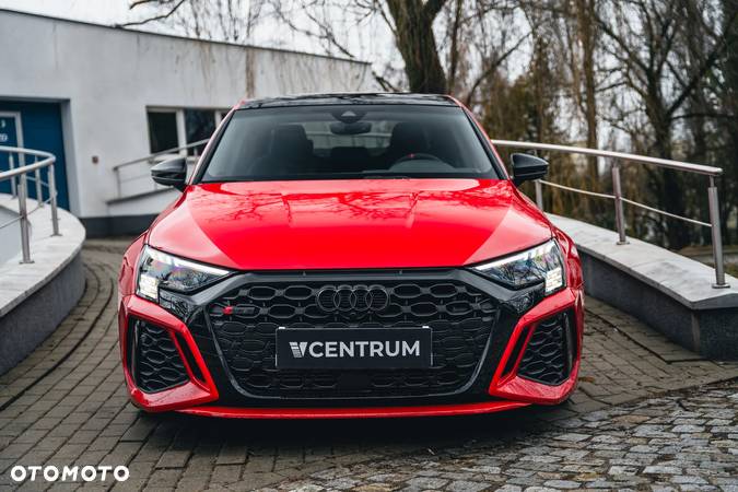 Audi RS3 TFSI Quattro S tronic - 4