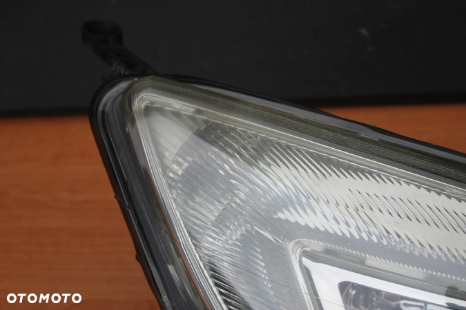 LAMPA PRAWA PRZEDNIA PRAWY PRZÓD OPEL ASTRA J JASNA 13253647 100% OK EUROPA ORYGINAŁ - 2