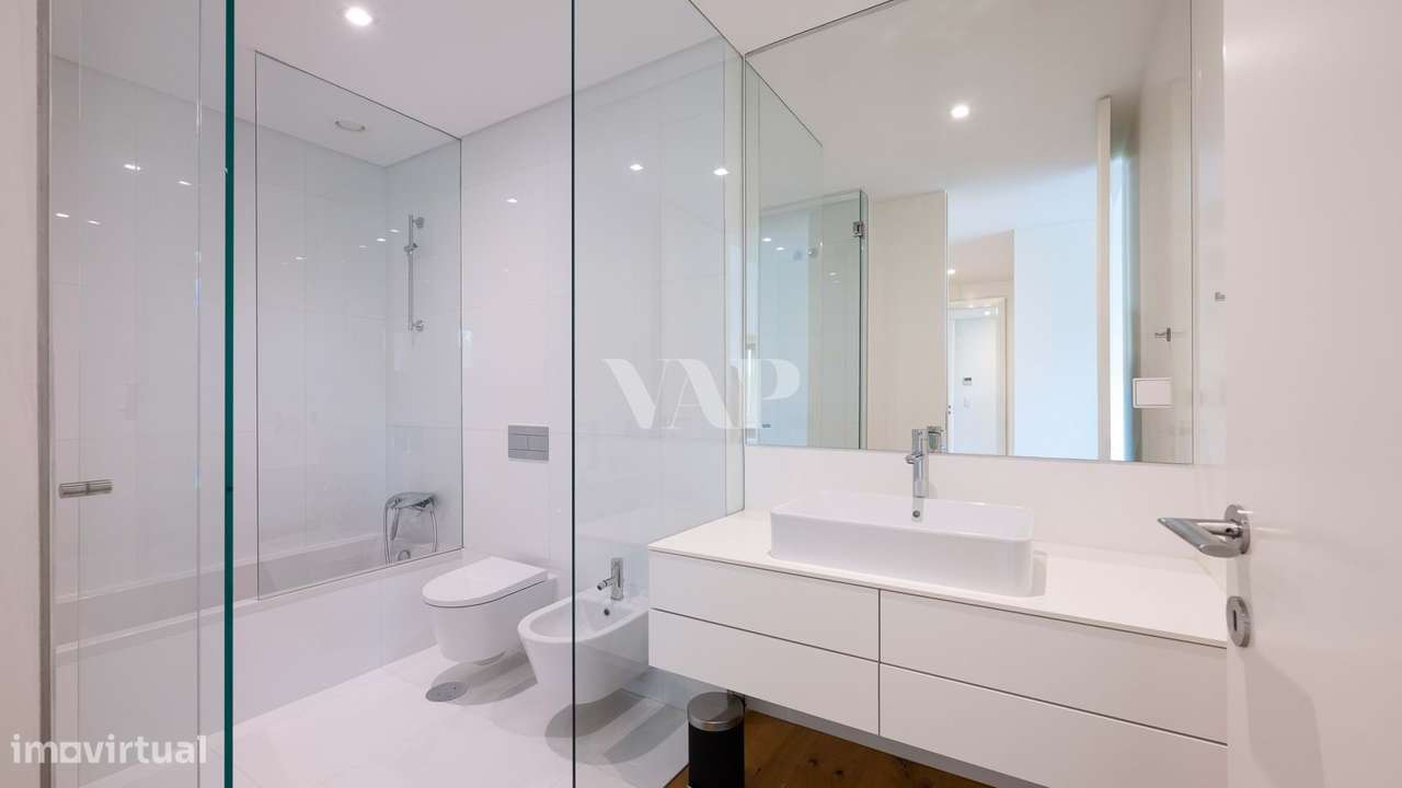 Apartamento T3 de Luxo com Piscina em Vilamoura-12