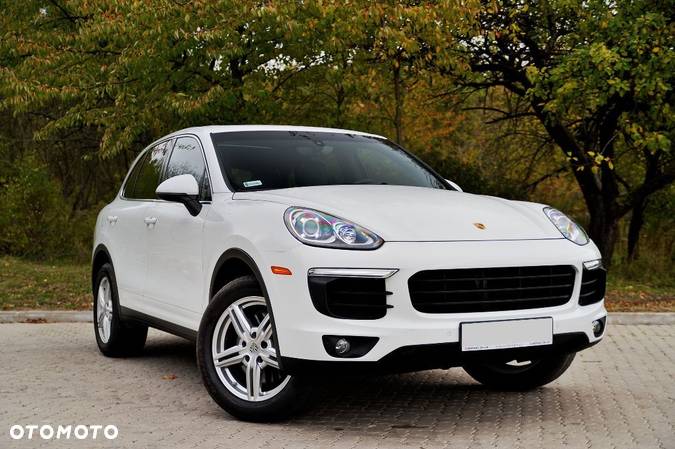 Porsche Cayenne Standard - 1