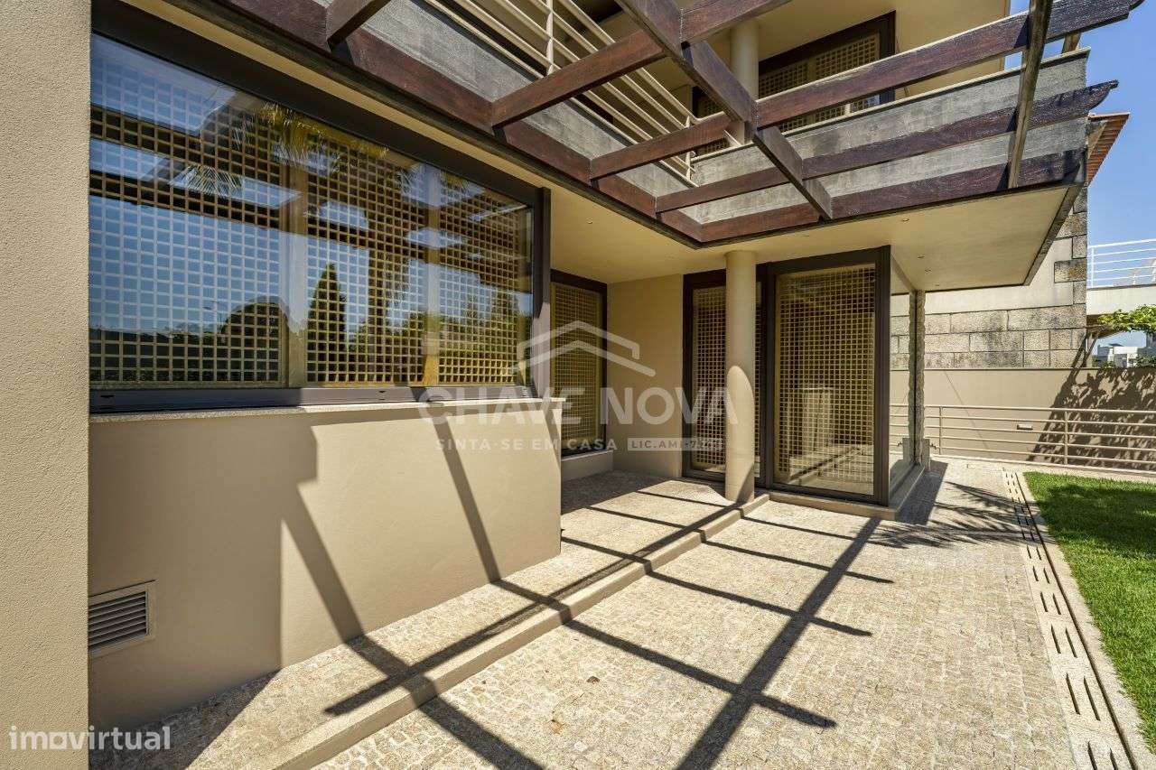 Moradia T4+1 de Luxo em Matosinhos-19