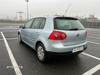 Volkswagen Golf - 5