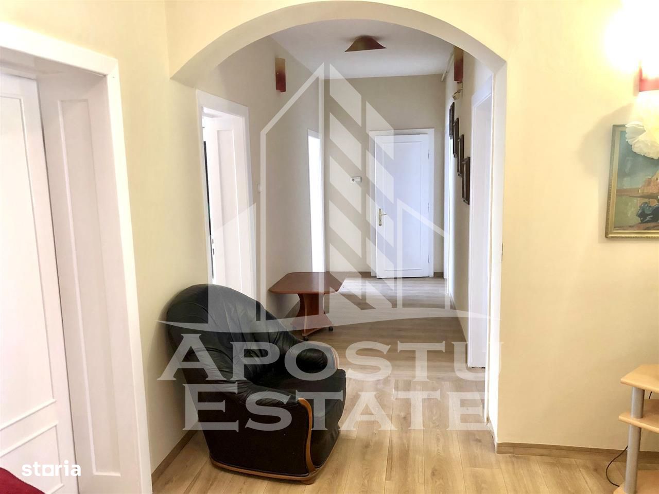 Apartament pretabil pentru birouri sau cazare zona Calea Sagului