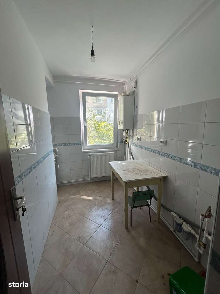 Apartament 2 camere- etajul 1- 40 mp  - 51000 euro negociabil - Imagine principală: 3/5