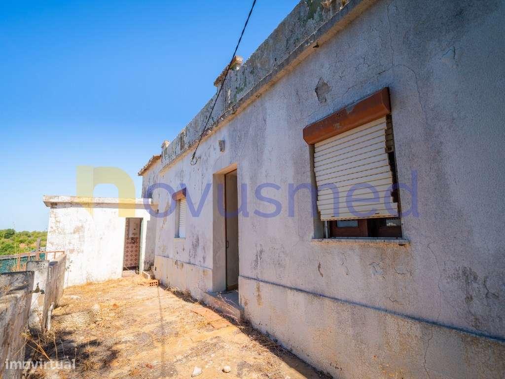 Casa com Projeto Aprovado para Moradia T3 com Piscina | Poço Barret...-7