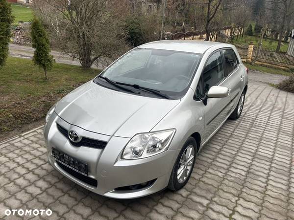 Toyota Auris 1.6 VVT-i Prestige Start - 24