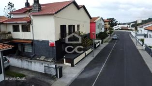 Apartamento com 4 Quartos - Rosto do Cão (Livramento) - Ponta Delgada