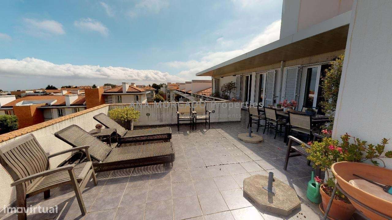 Exclusivo apartamento T4, agora T2 com Vista Mar, Terraço e Acabamento-3