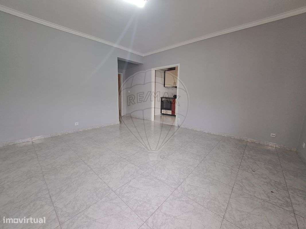 Apartamento T2 para arrendamento - Grande imagem: 5/14